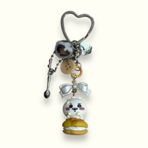 Chiikawa Cream Puff Keychain – Cute Handmade Charm for Bags & Keys