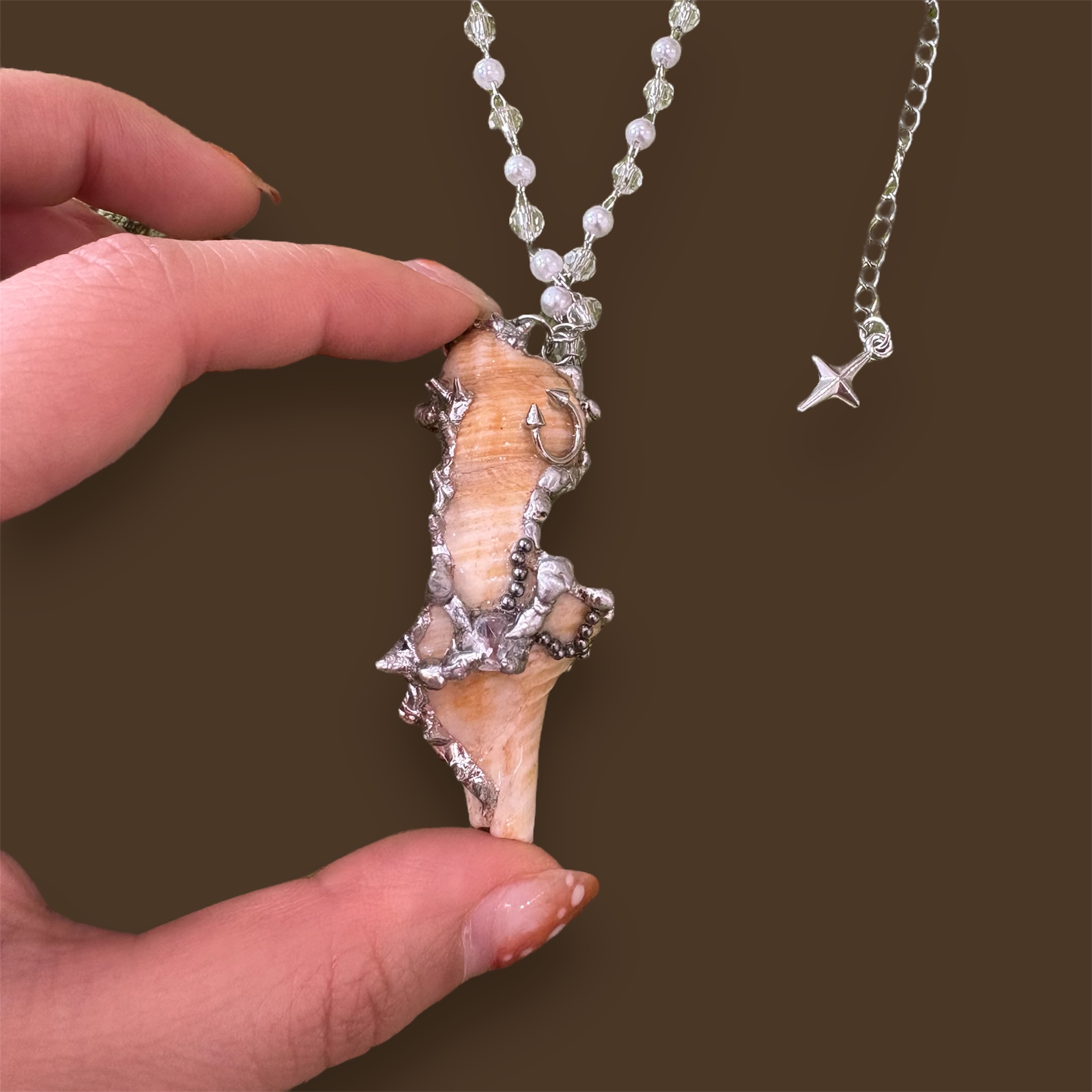 Corroded Shell Spike Necklace – Gothic Seaside Talisman - Image 3