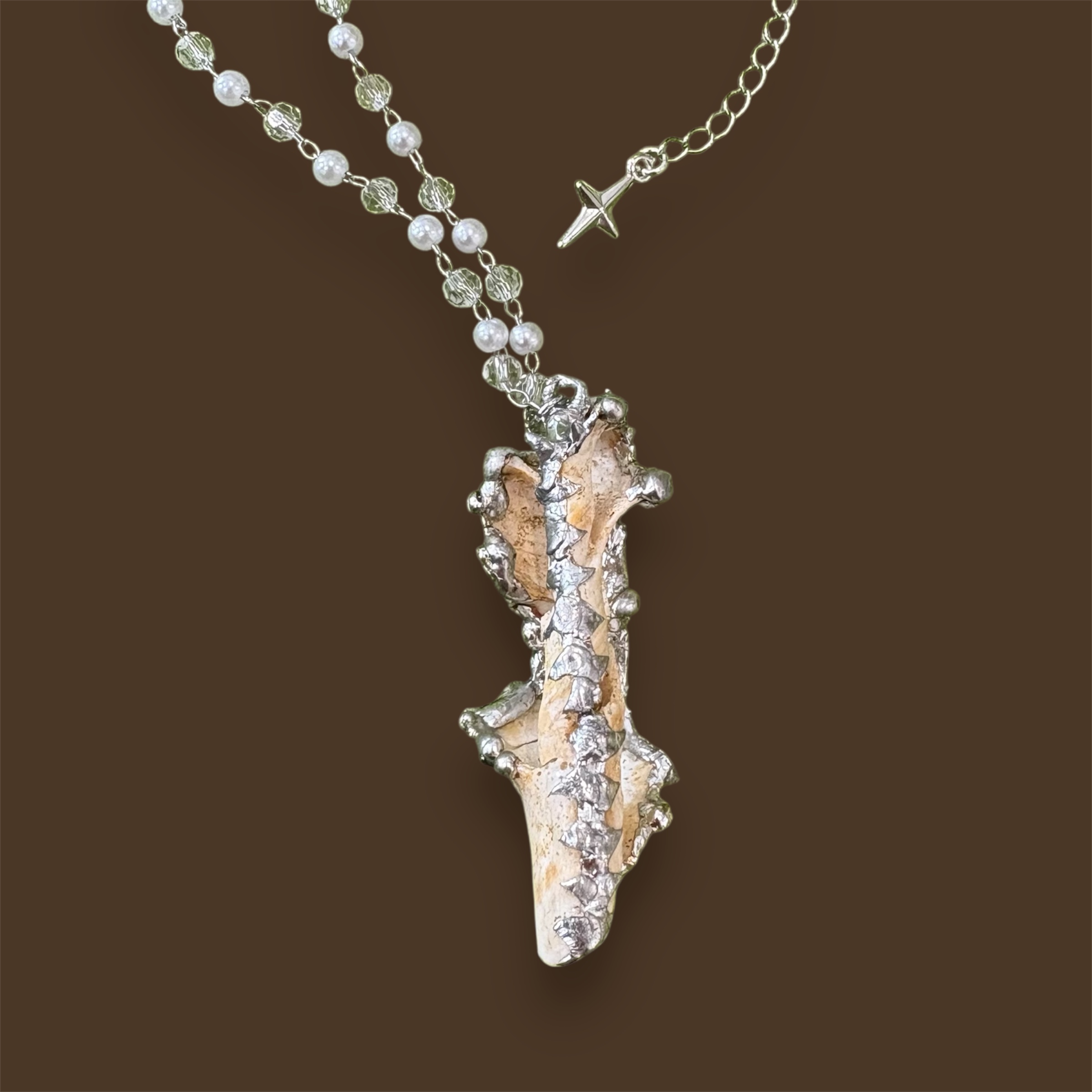 Corroded Shell Spike Necklace – Gothic Seaside Talisman - Image 4