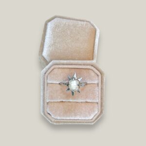 Spiky pearl ring – Futuristic Pearl Sun