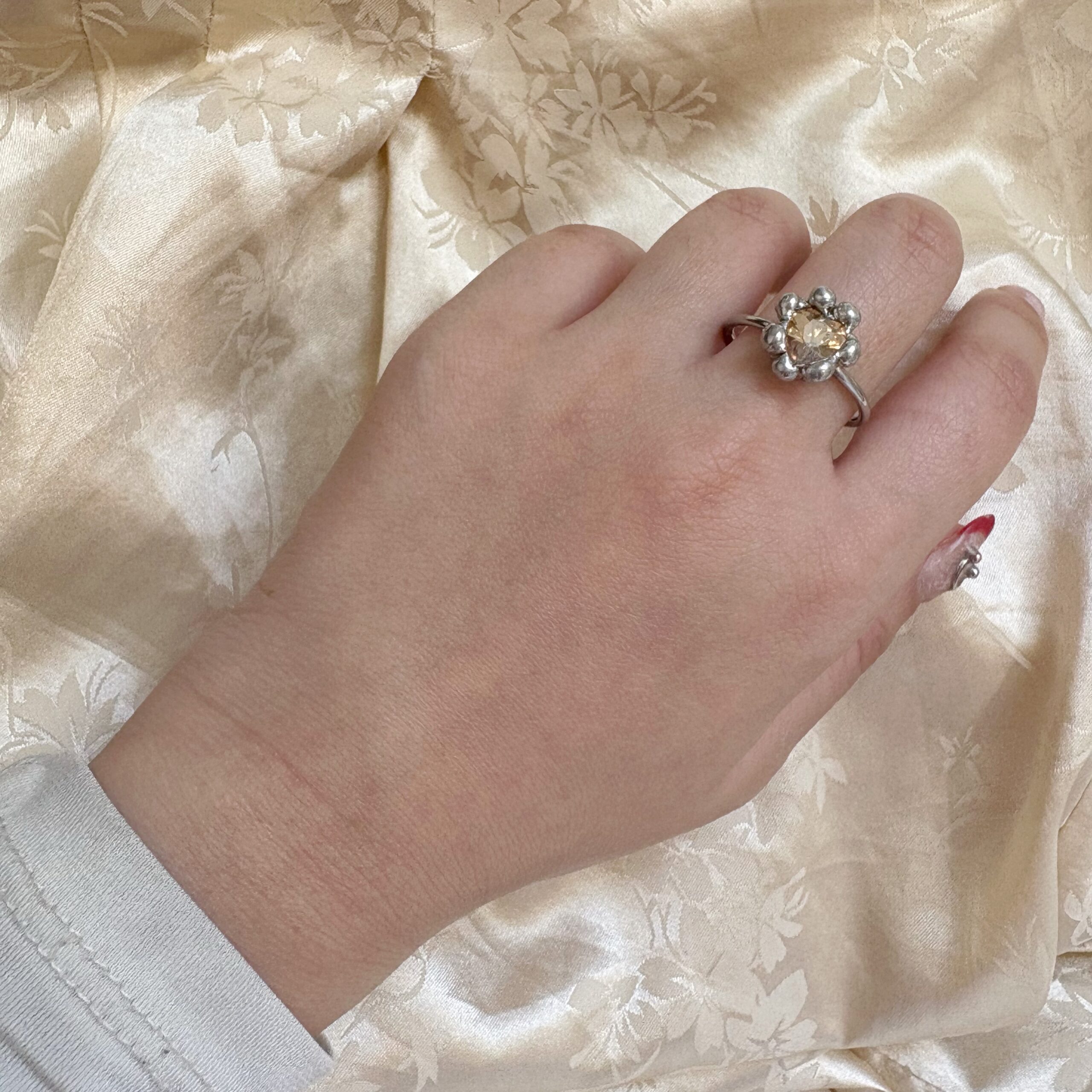 Cyber Heart Ring – Molten Metal & Champagne Gold Zircon - Image 3