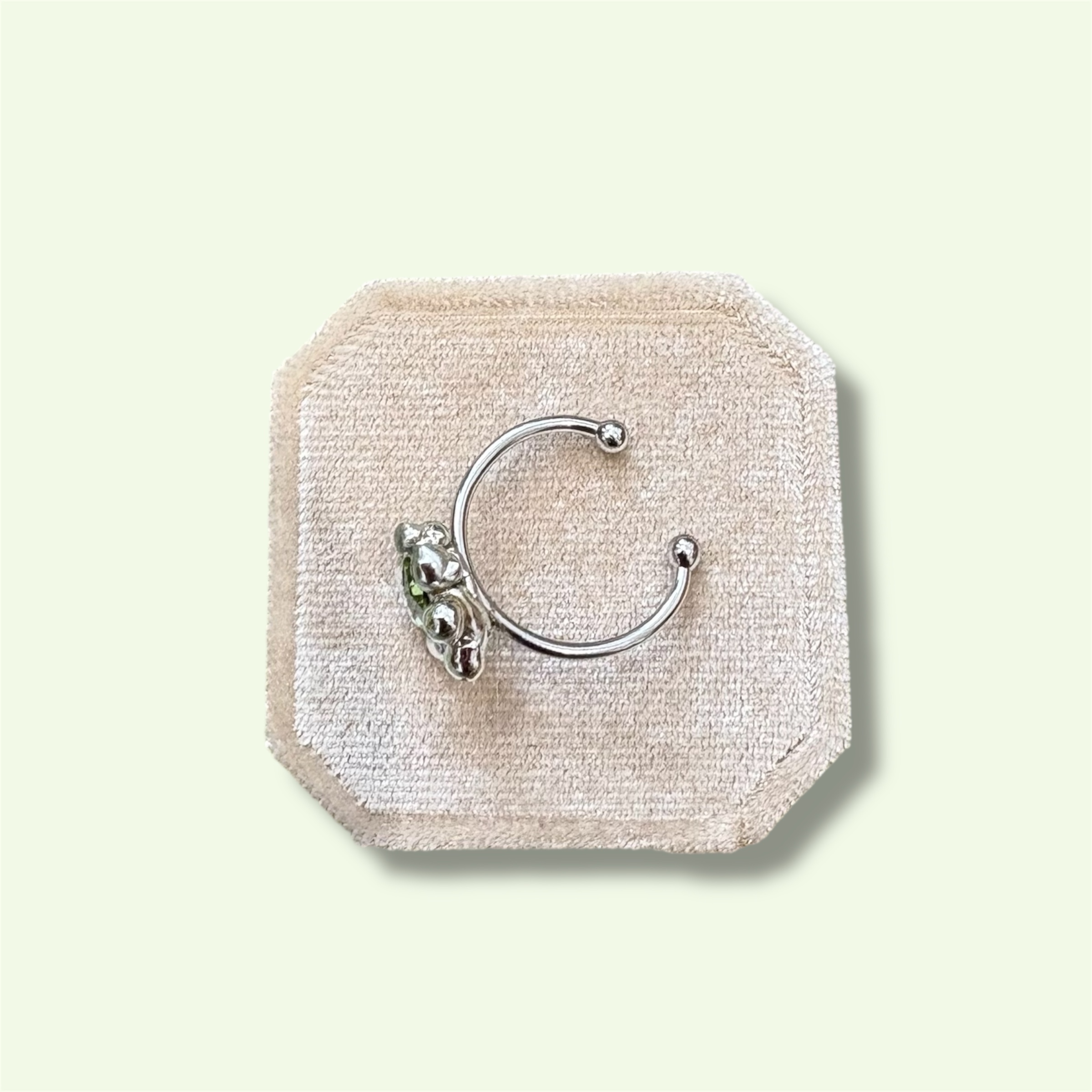 Cyber Heart Ring – Molten Metal & Lime Green Zircon - Image 4