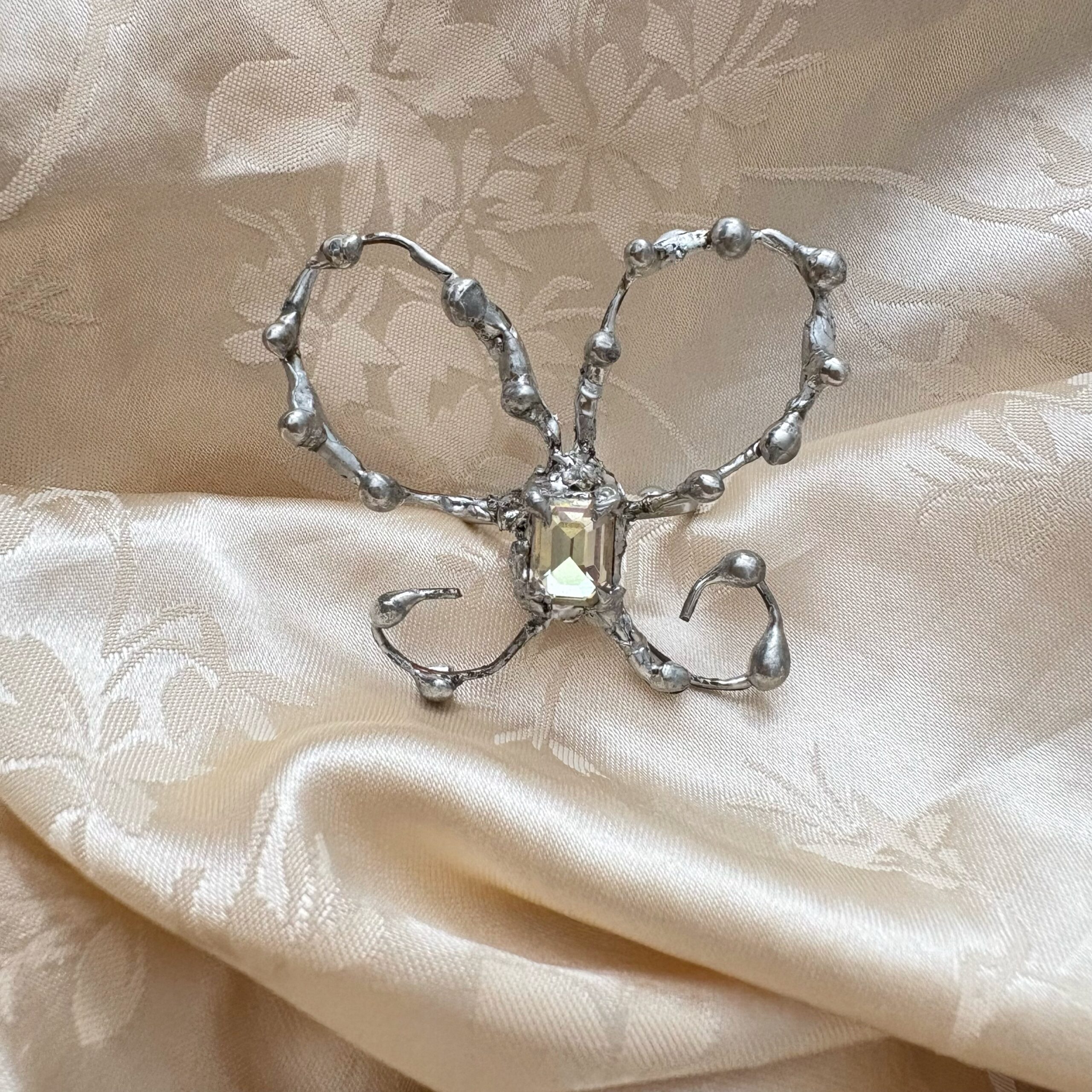 Molten Butterfly Ring – Cybercore & Iridescent Zircon - Image 3